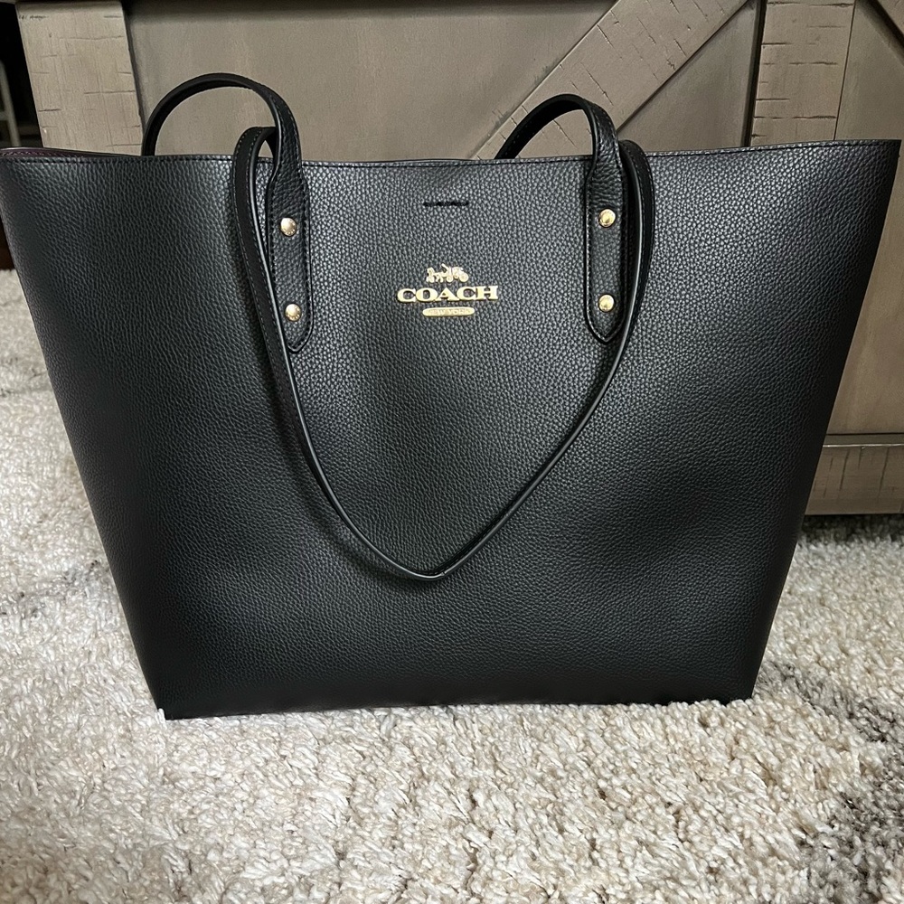 NWOT. Coach Town Tote